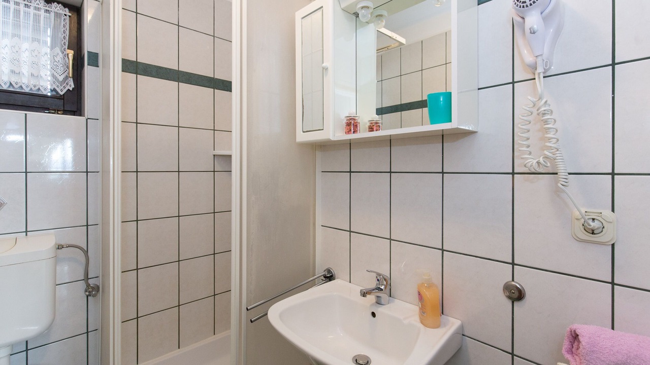 Photo of Bathroom in Punat