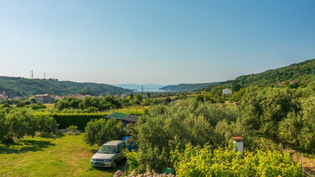 Photo of Outdoor in Mundanije