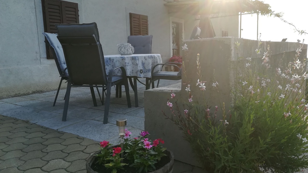 Photo of Outdoor in Brsec