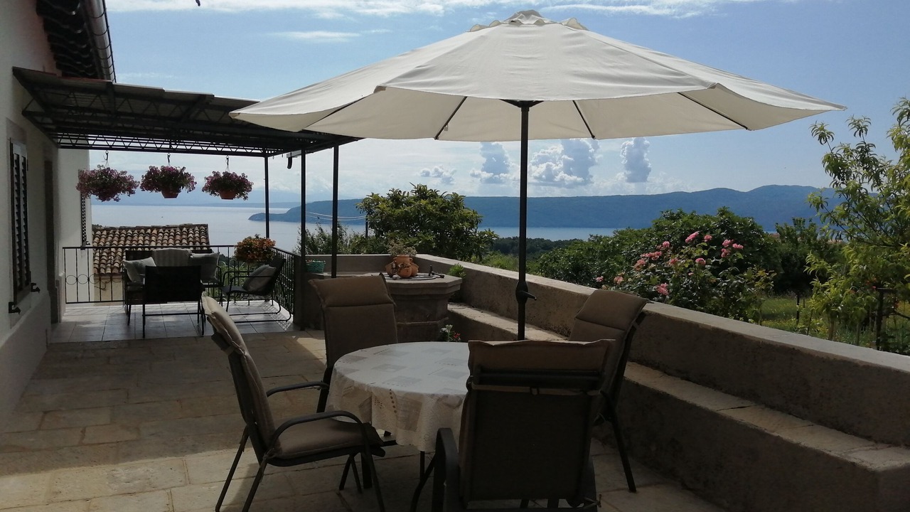 Photo of Outdoor in Brsec