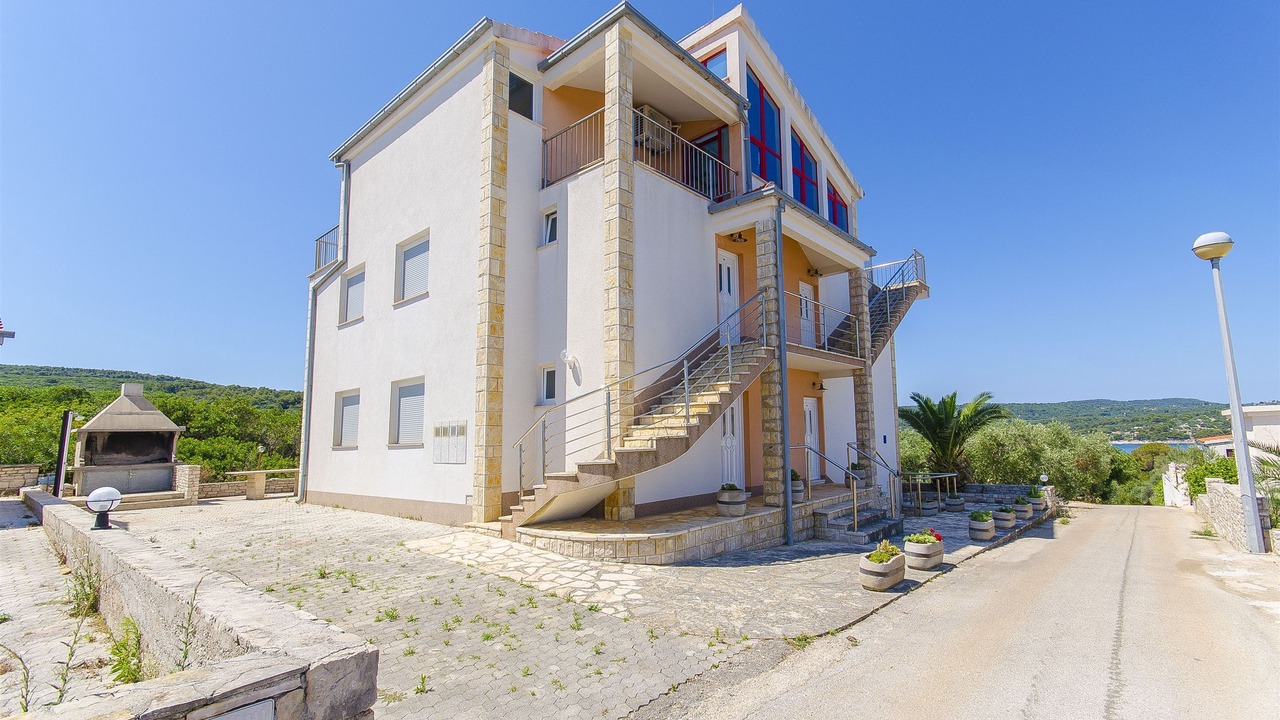Photo of Outdoor in Necujam