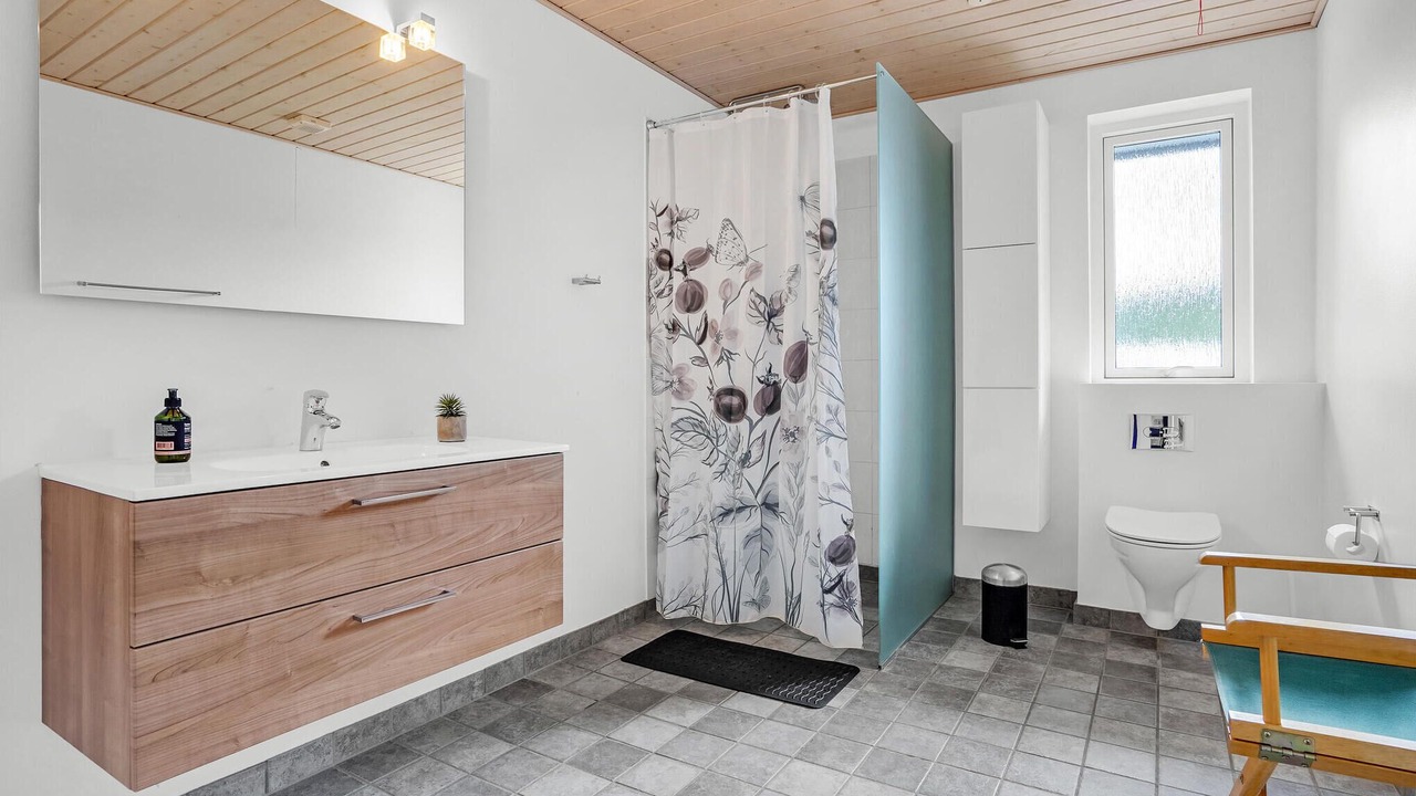 Photo of Bathroom in Øer Strand