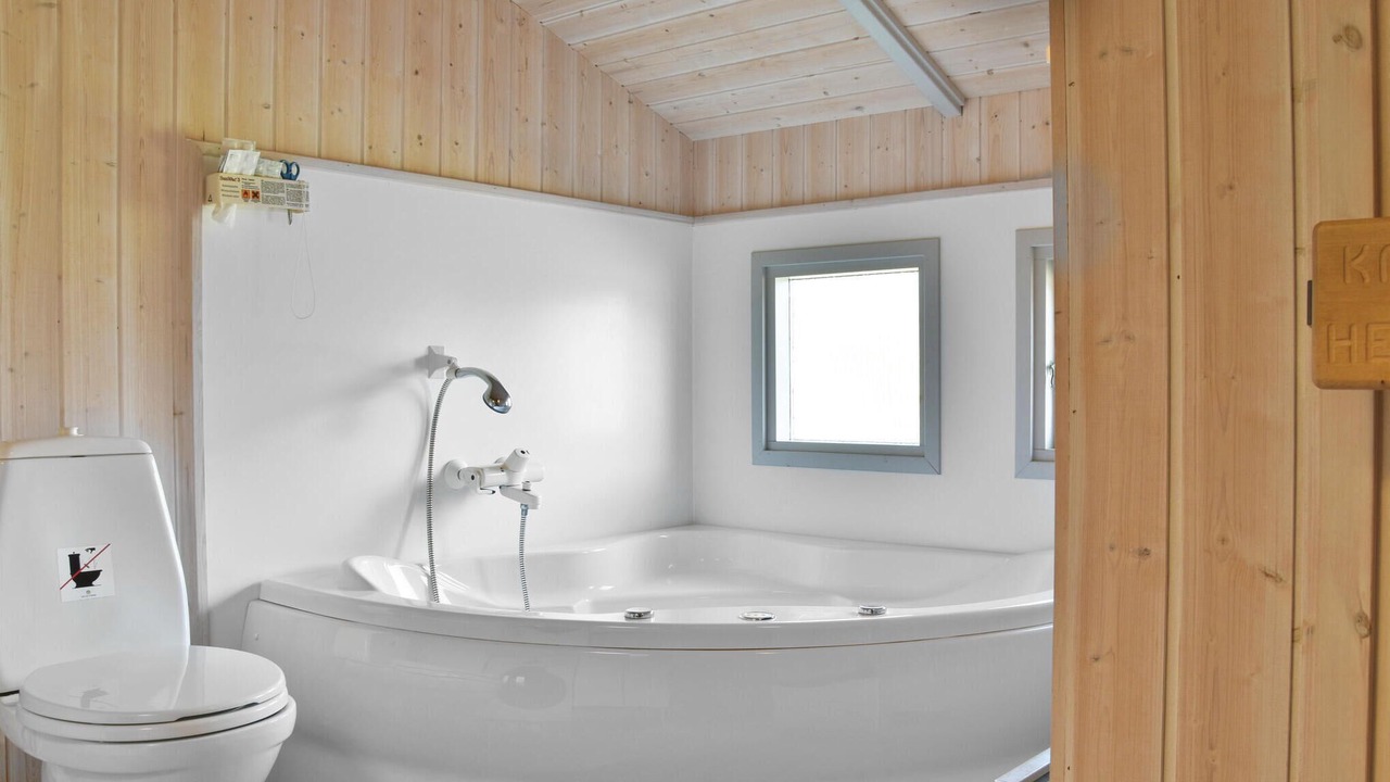 Photo of Bathroom in Nørre Lyngvig
