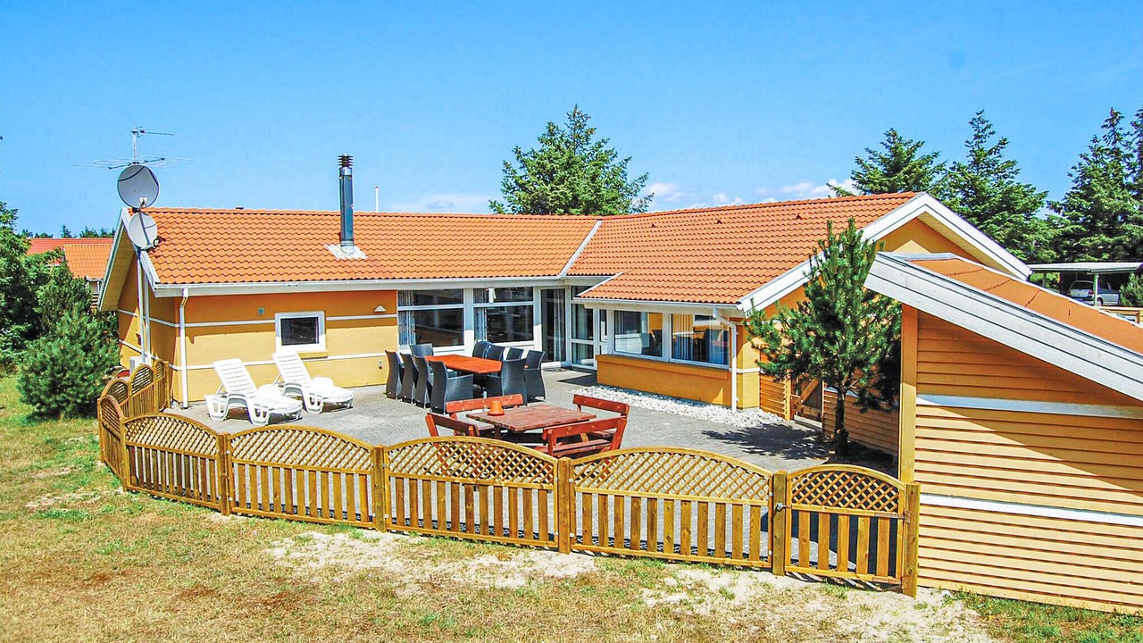 Photo of Others in Blavand