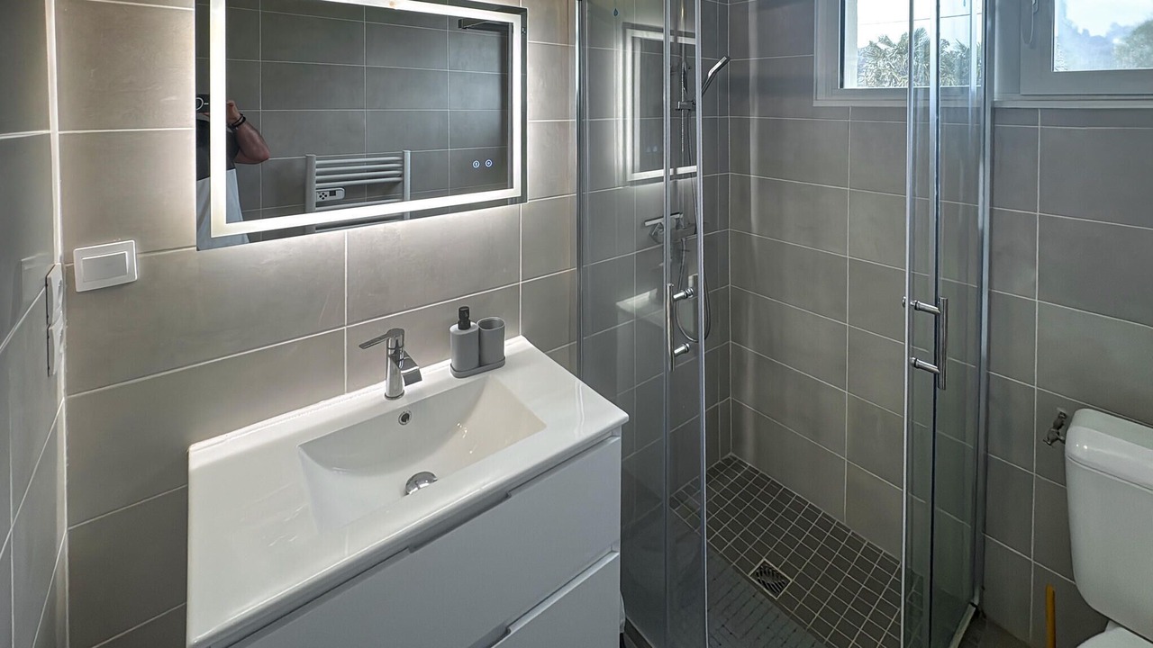 Photo of Bathroom in Plouaret