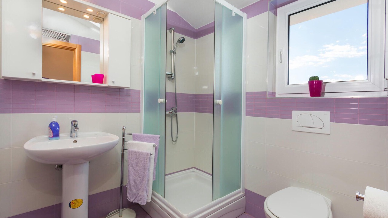 Photo of Bathroom in Loborika