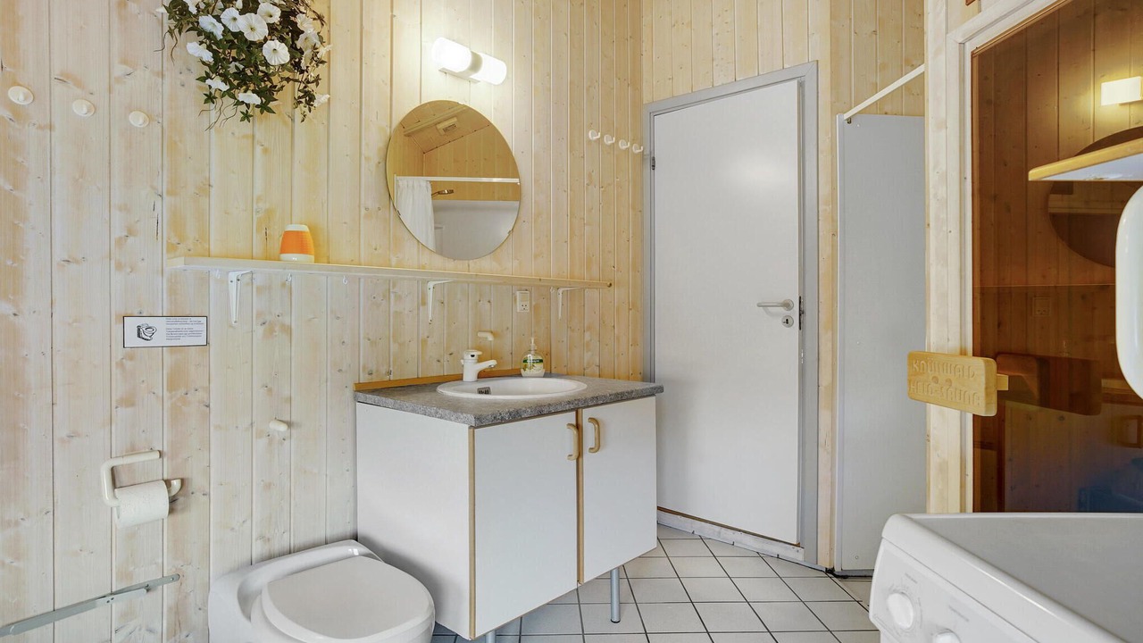 Photo of Bathroom in Dannemare