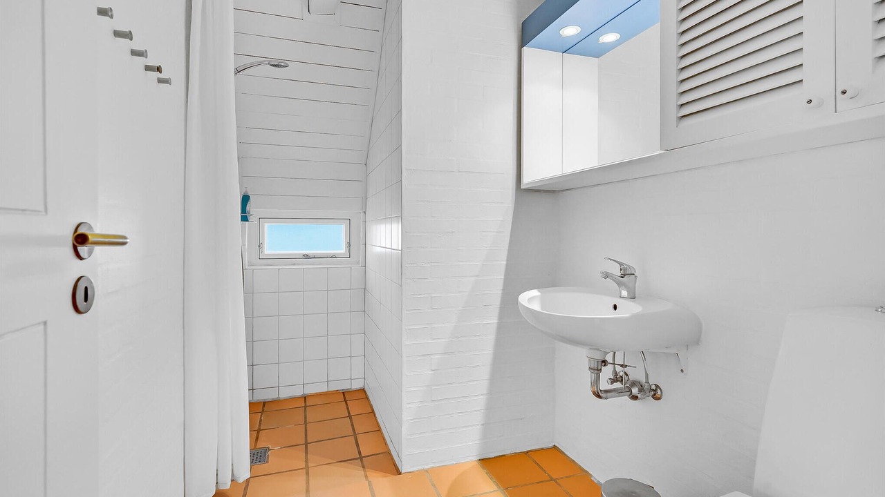 Photo of Bathroom in Brovst
