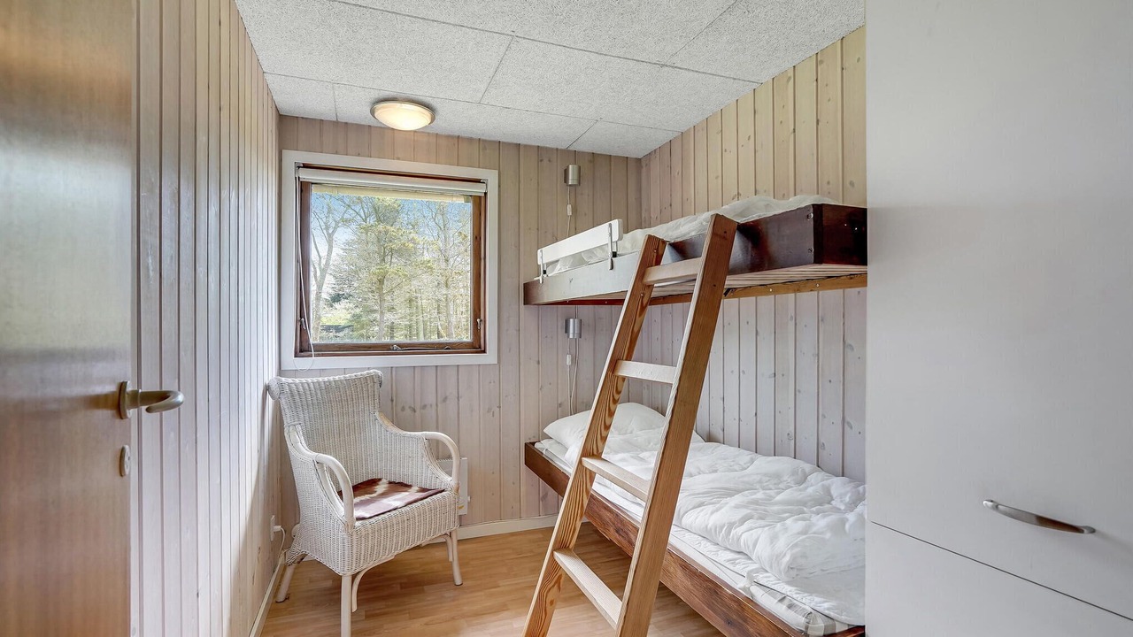 Photo of Others in Ho