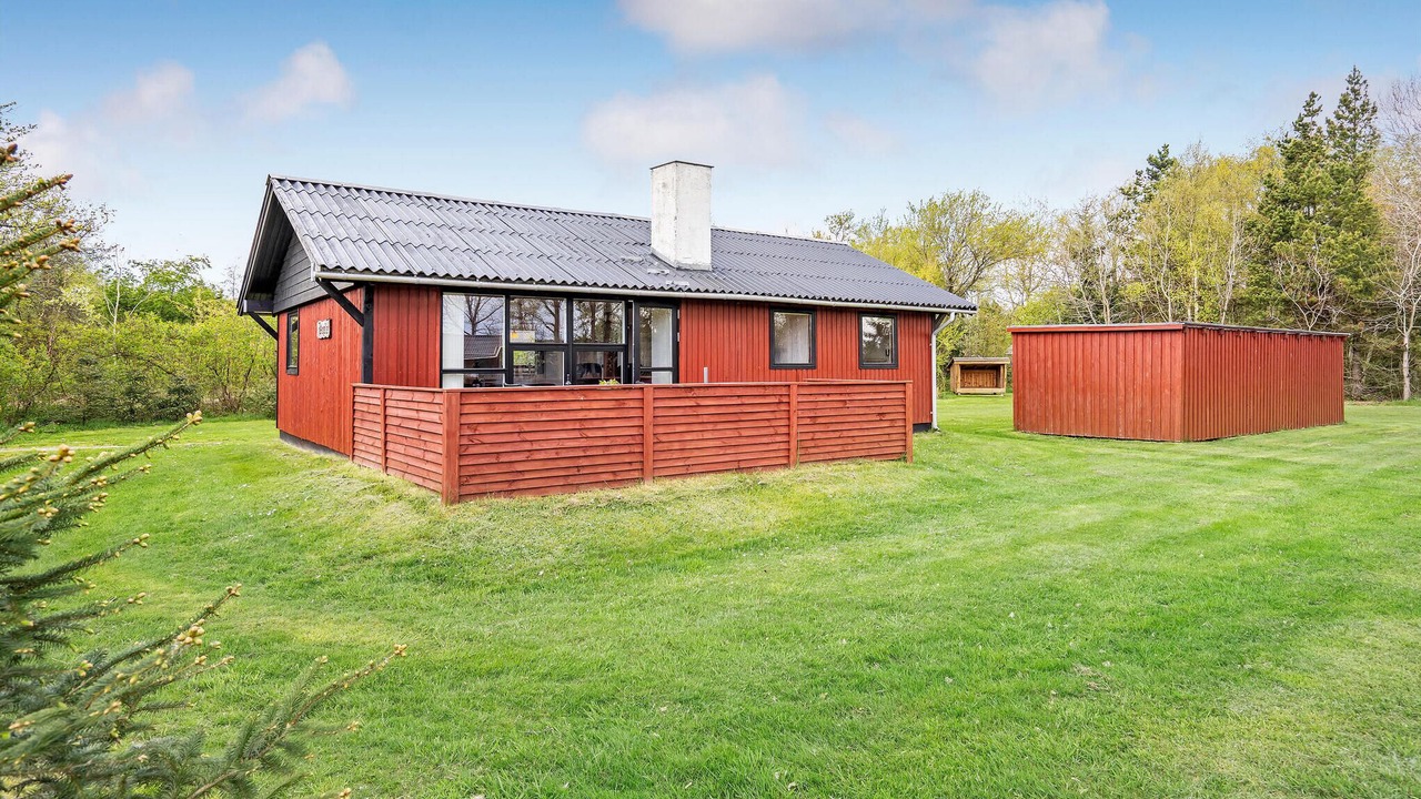 Photo of Others in Ho