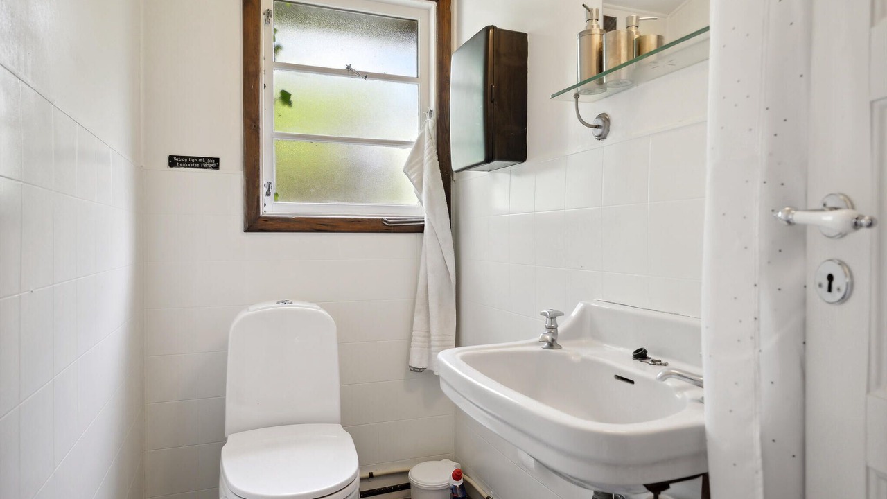 Photo of Bathroom in Solrod Strand