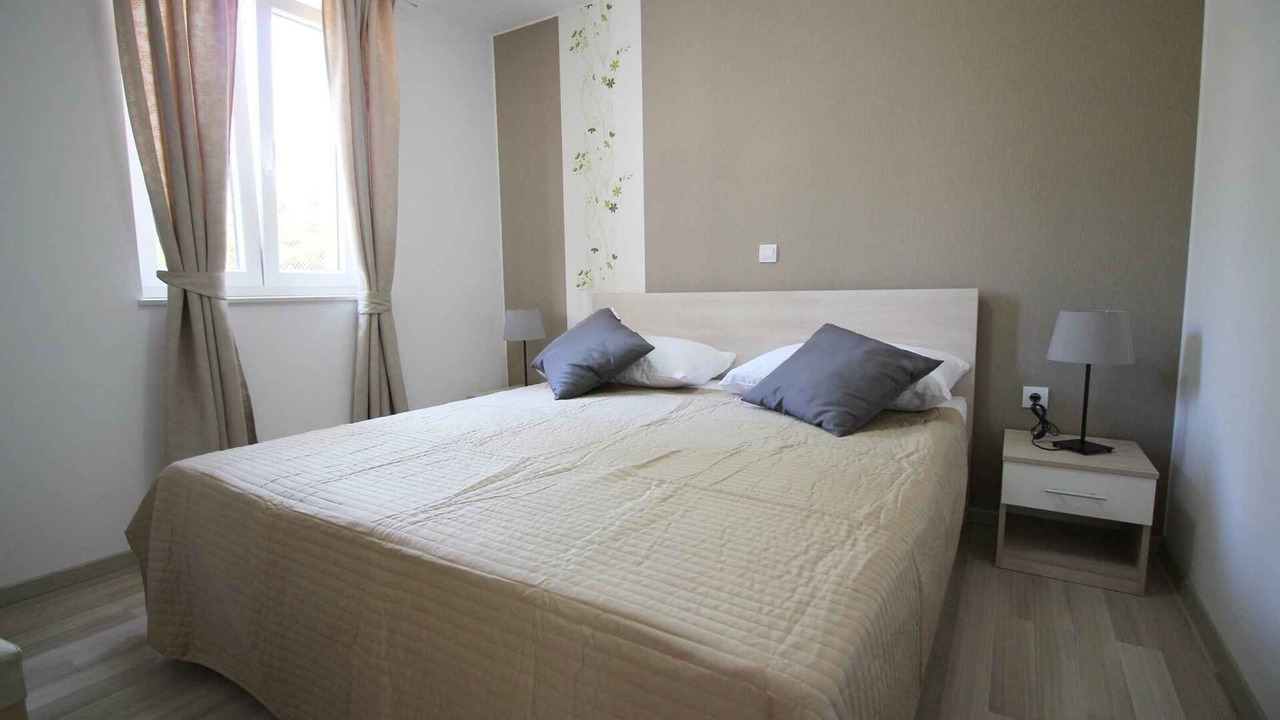 Photo of Bedroom in Baska