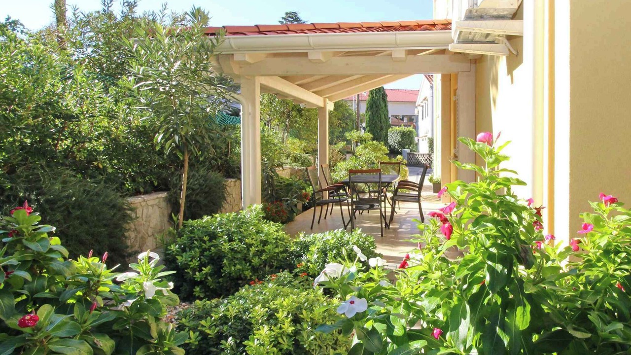 Photo of Outdoor in Baska