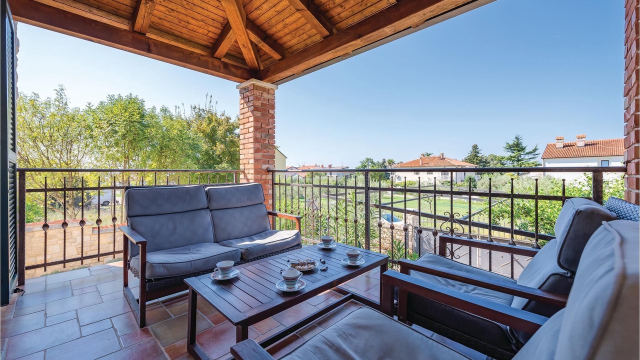 Photo of Patio Balcony in Lovrecica