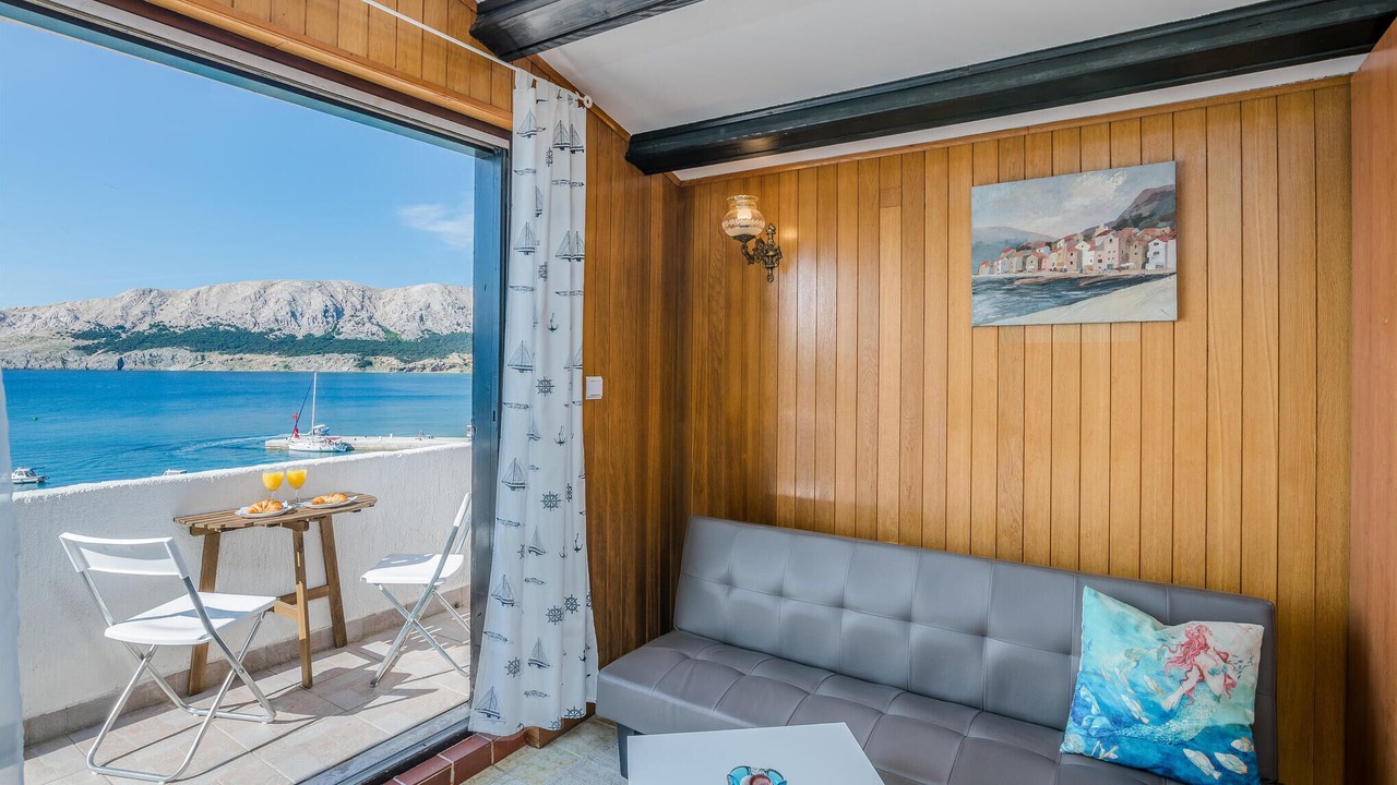 Photo of Bedroom in Baska