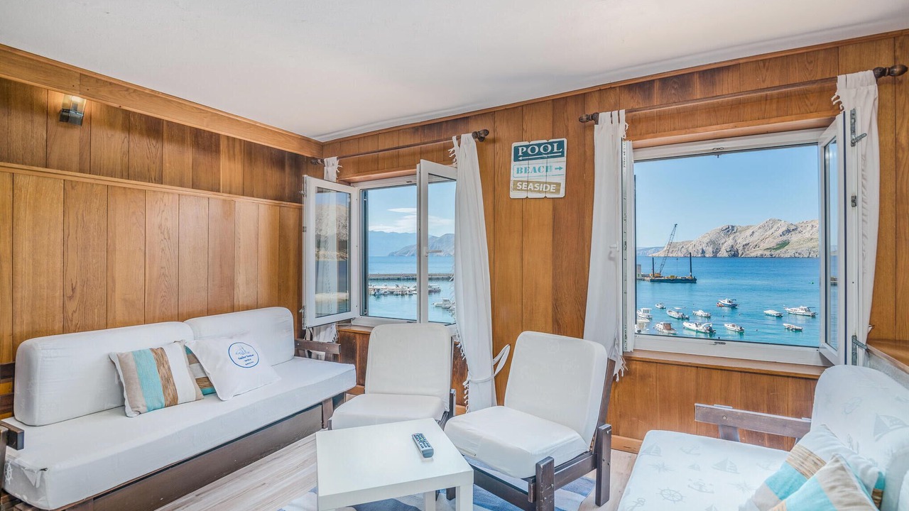 Photo of Bedroom in Baska