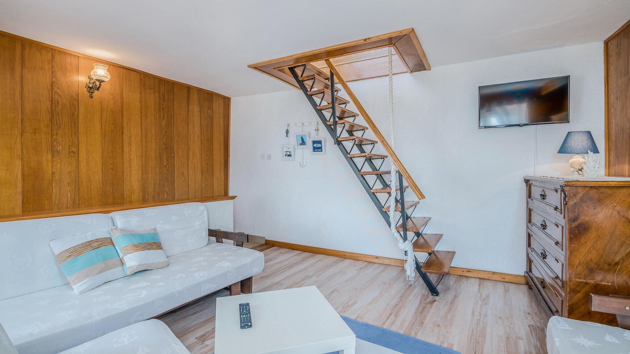 Photo of Bedroom in Baska