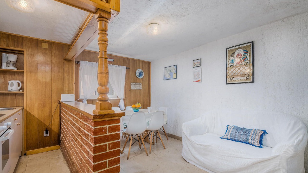 Photo of Bedroom in Baska