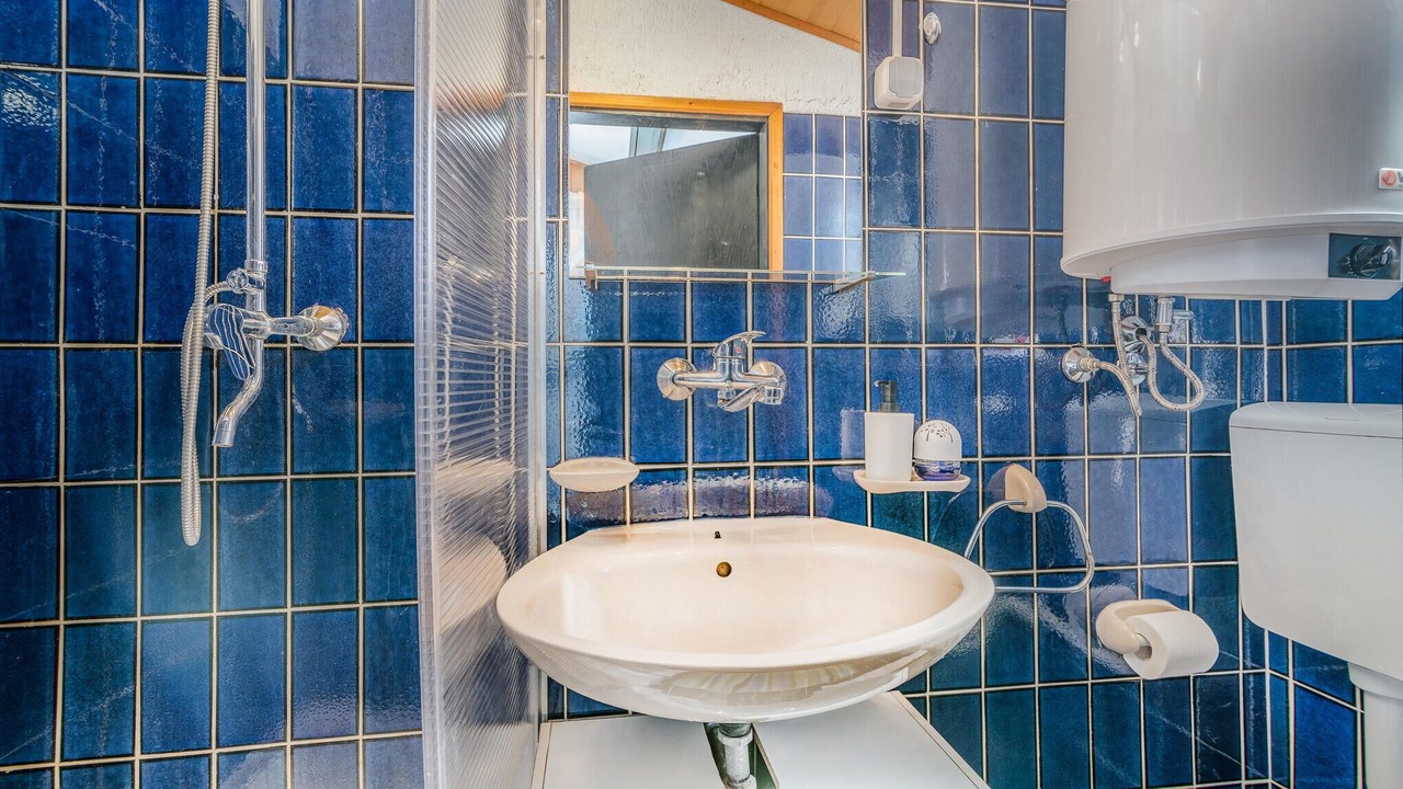 Photo of Bathroom in Baska