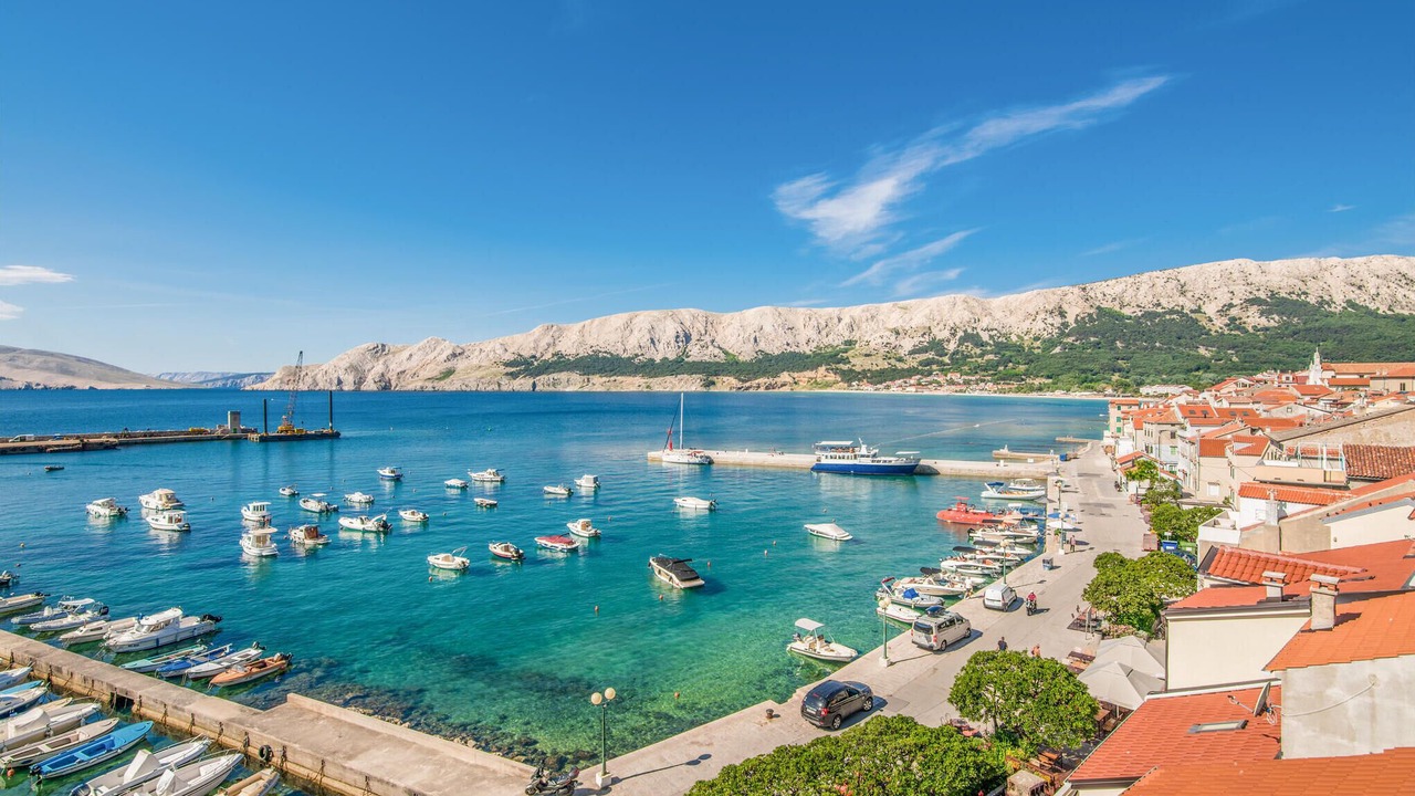 Photo of Bedroom in Baska