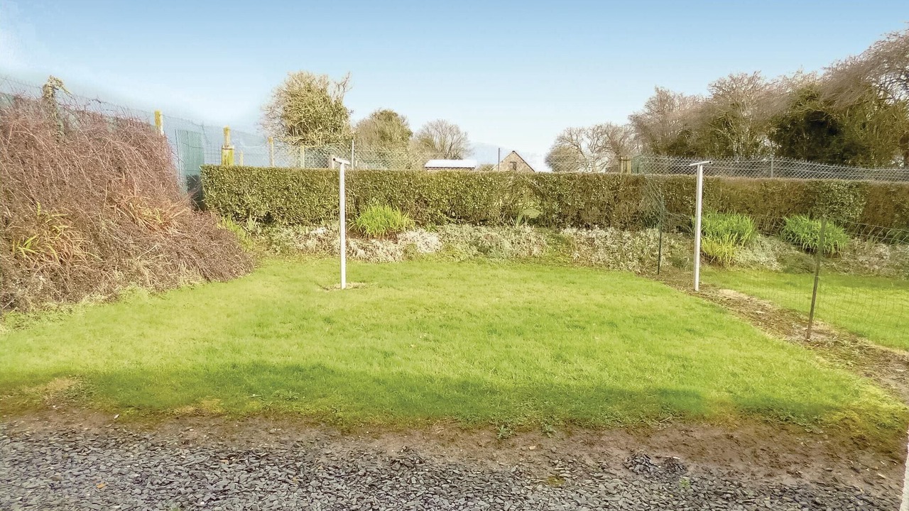 Photo of Others in Englesqueville-la-Percee