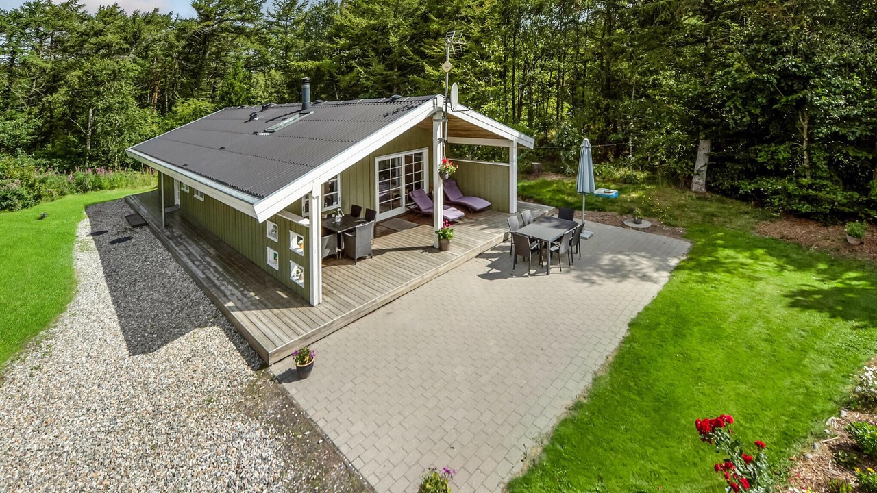 Photo of Outdoor in Tim