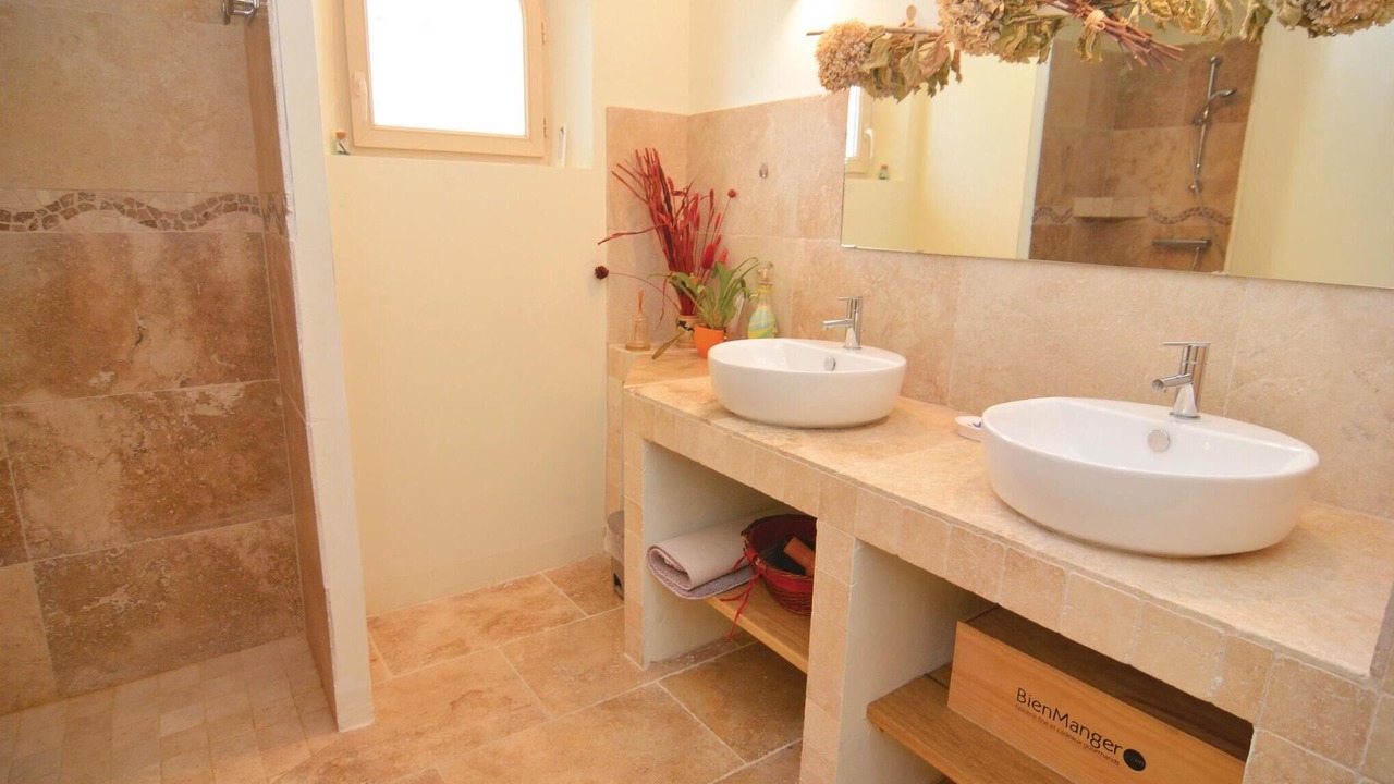 Photo of Bathroom in Eygalieres