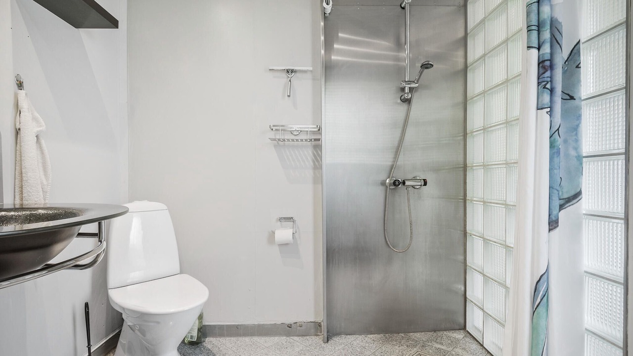 Photo of Bathroom in Bøtø By