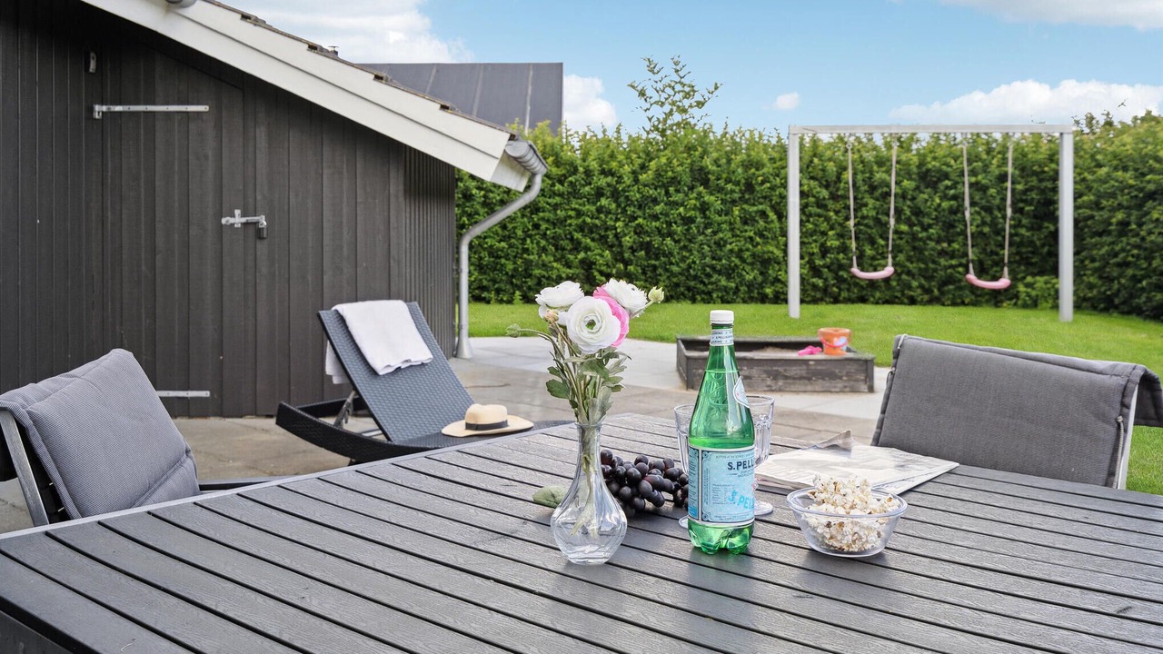 Photo of Others in Flovt Strand