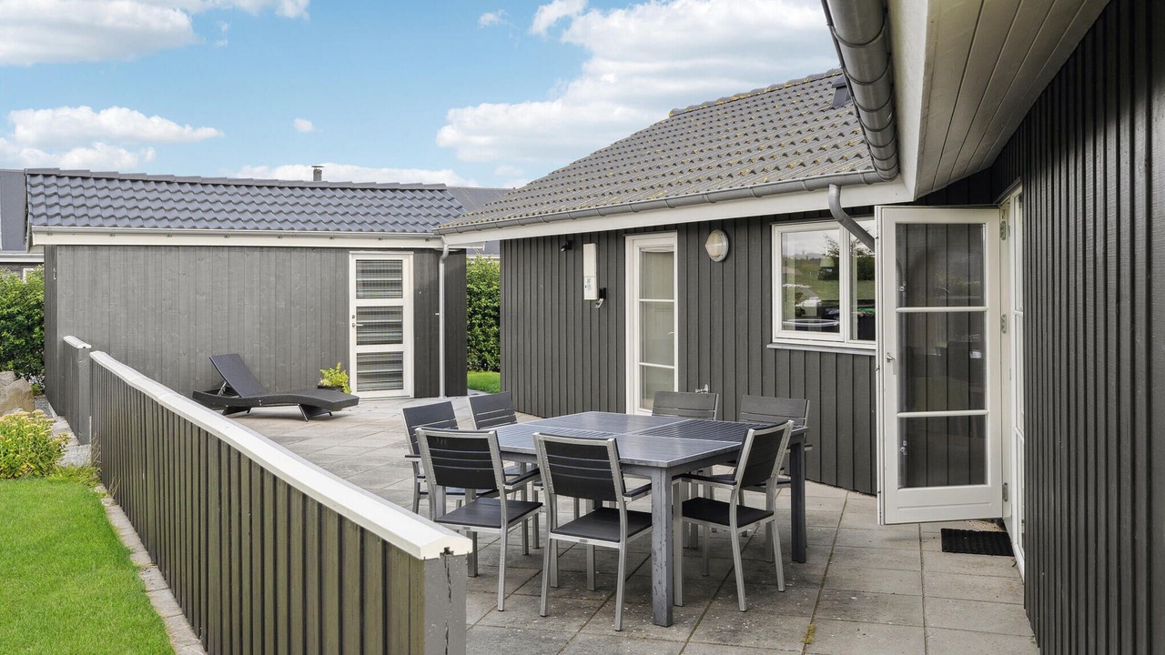 Photo of Others in Flovt Strand