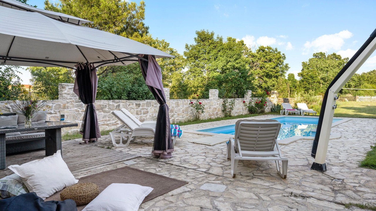 Photo of Outdoor in Gradina