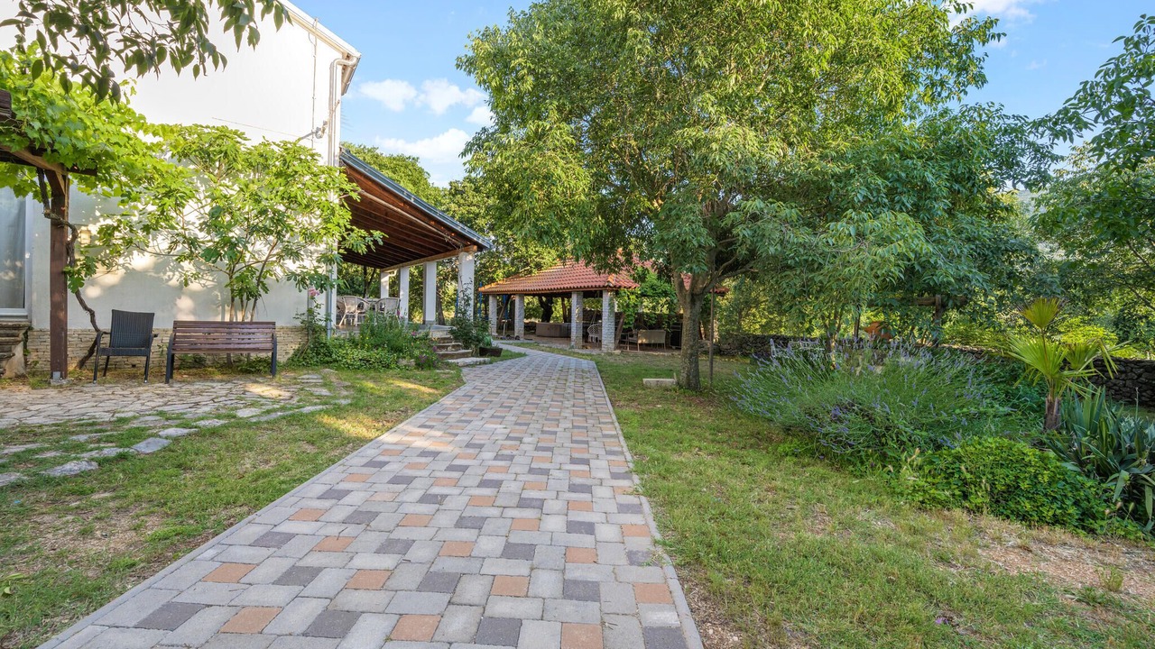 Photo of Others in Gradina