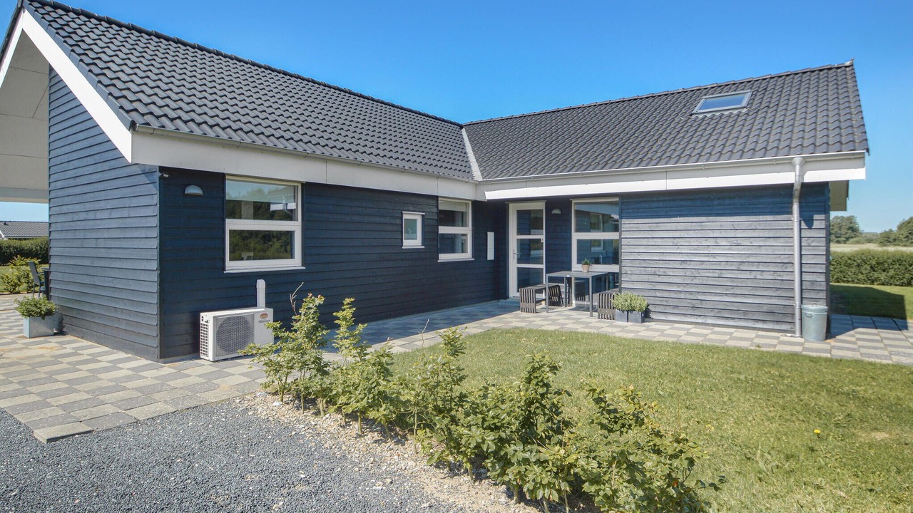 Photo of Others in Flovt Strand