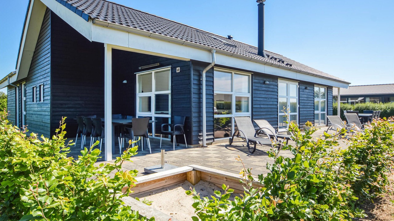 Photo of Outdoor in Flovt Strand