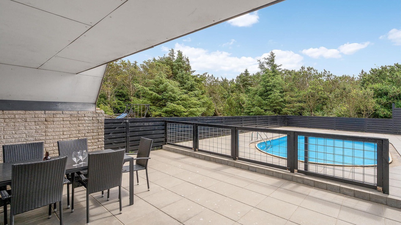 Photo of Others in Agger