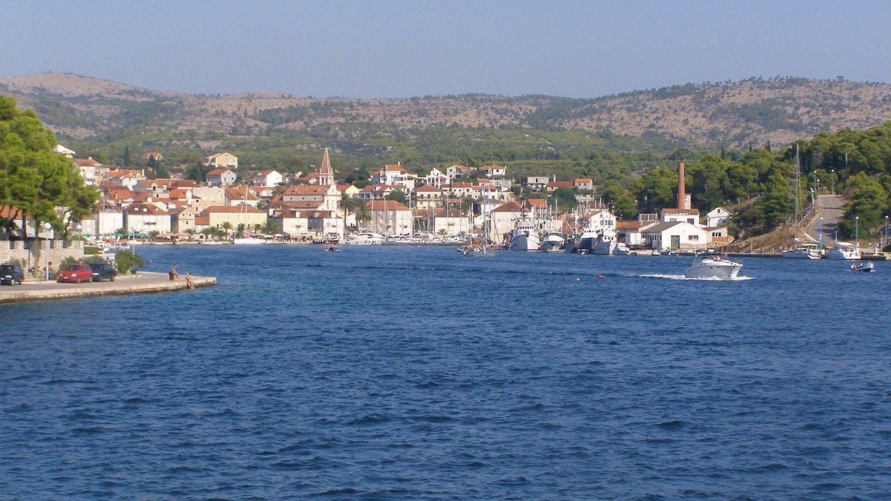 Photo of Others in Cove Osibova (Milna)