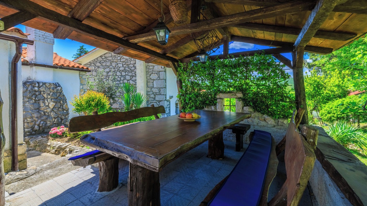 Photo of Outdoor in Plomin