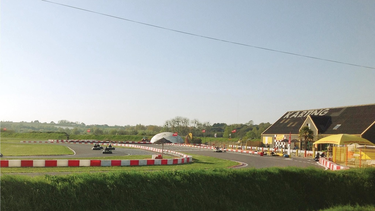 Photo of Others in Hirel