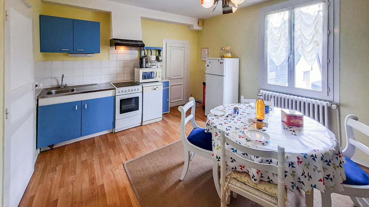 Photo of Bedroom in Hirel