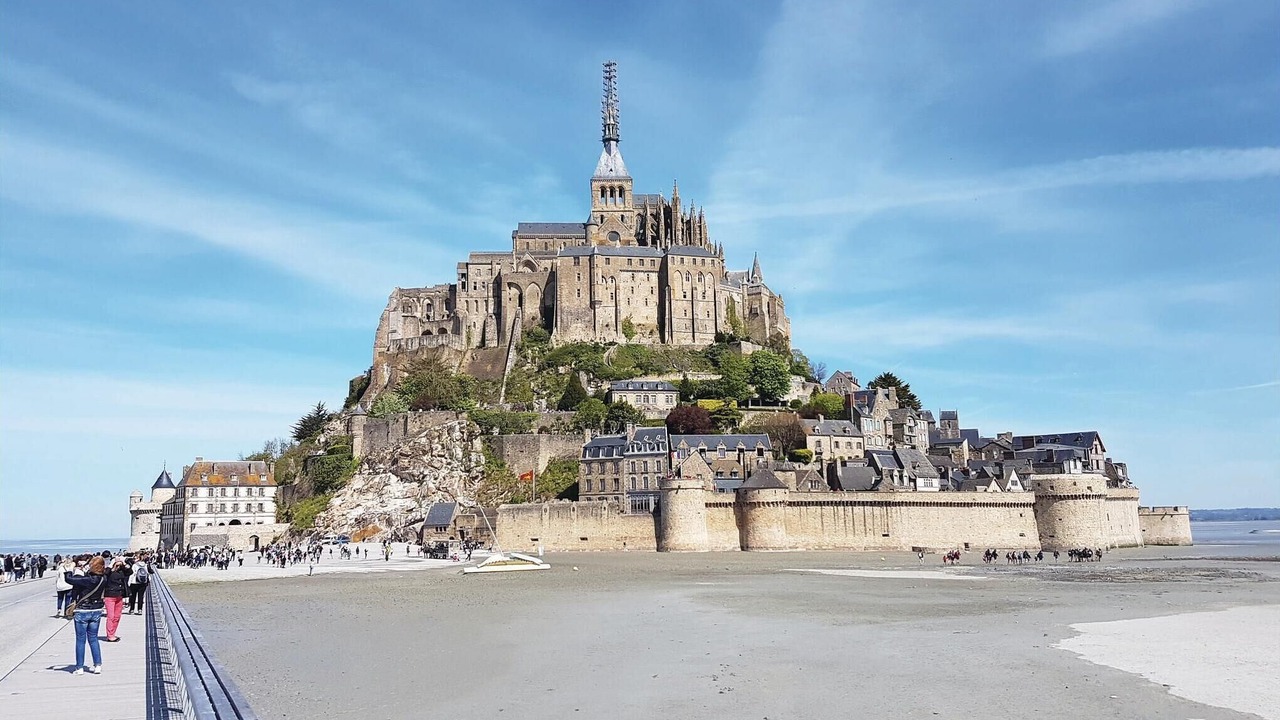 Photo of Others in Hirel