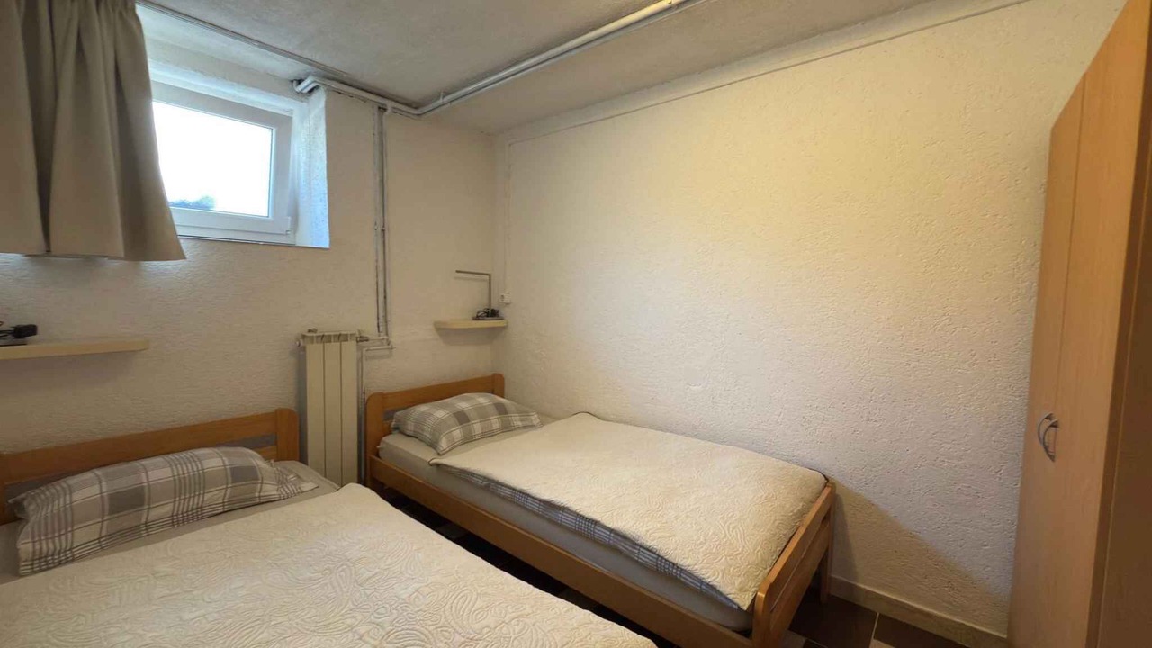 Photo of Bedroom in Gomirje
