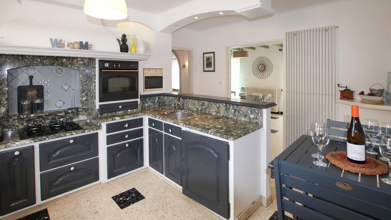 Photo of Others in Tulette