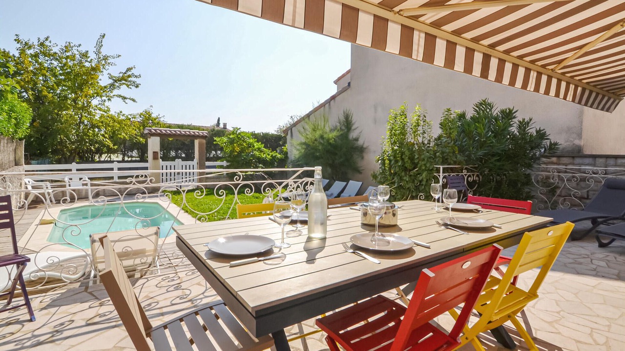 Photo of Others in Tulette