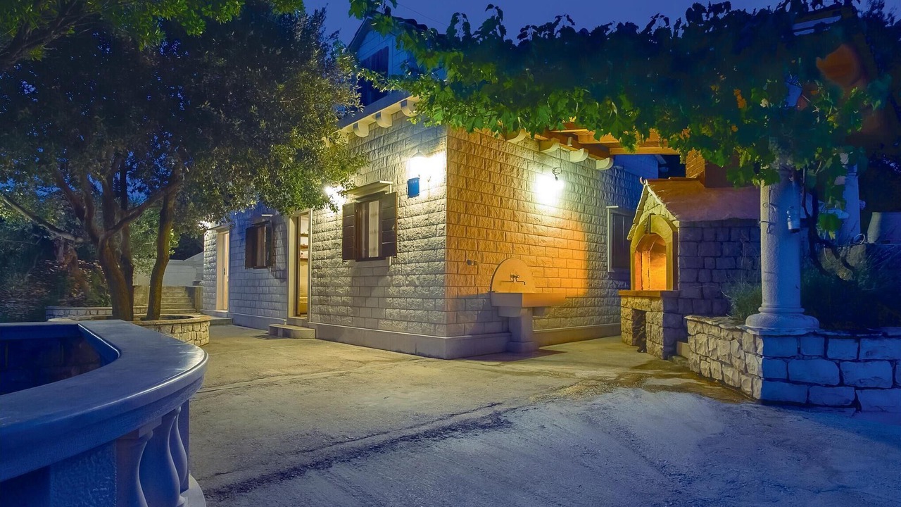Photo of Outdoor in Pucisca