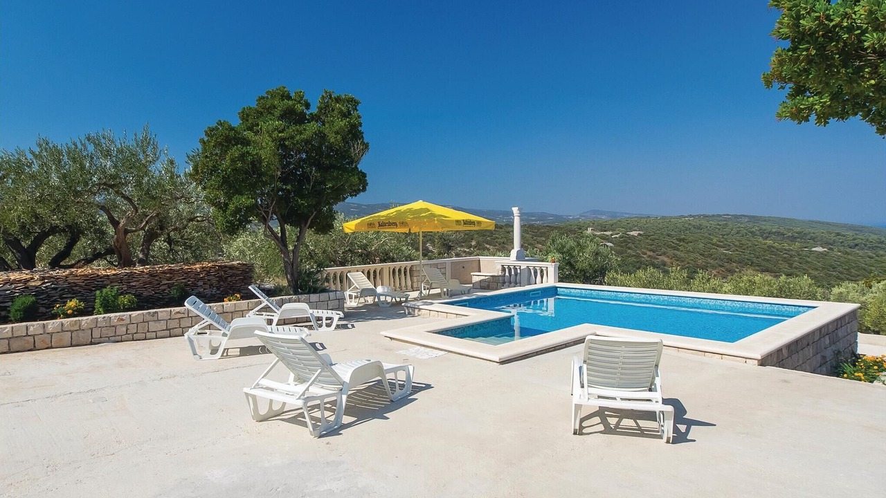 Photo of Outdoor in Pucisca