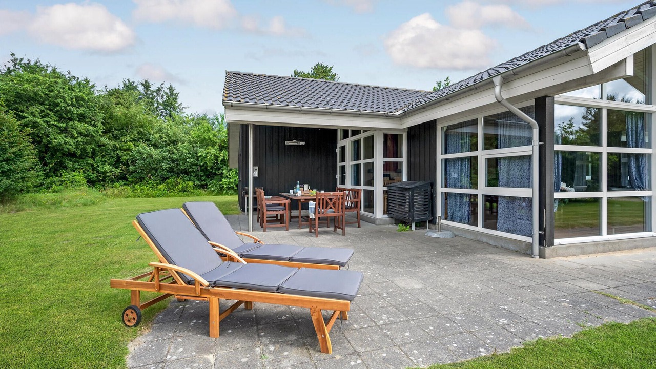 Photo of Outdoor in Jegum