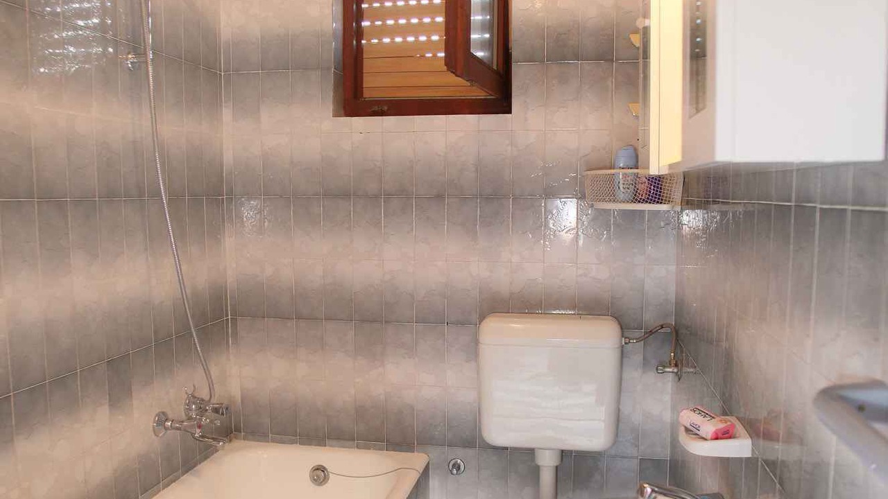 Photo of Bathroom in Okrug Donji