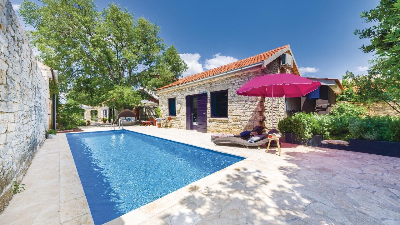 Photo of Outdoor in Pridraga