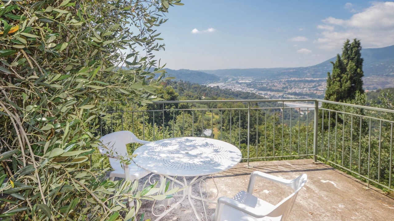 Photo of Others in Porcio