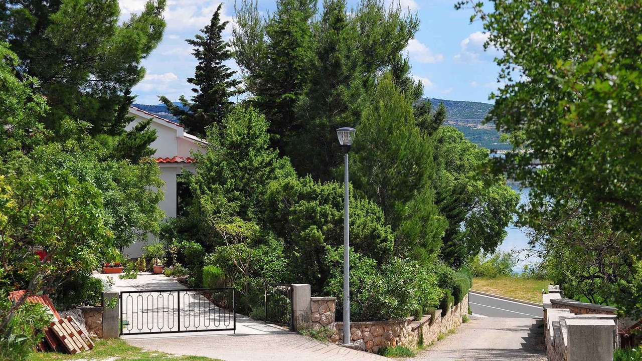Photo of Outdoor in Seline
